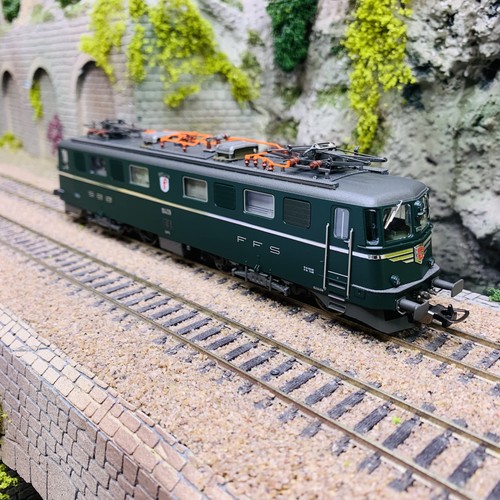 Locomotive électrique Ae 6/6 11409 BASELLAND, CFF, Ep IV, Digital Son - PIKO 972 | Condition: Neuf