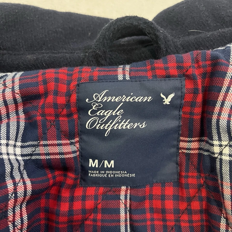 Jaqueta com capuz American Eagle azul xadrez forrada mistura de lã feminina média - Imagem 3 de 4