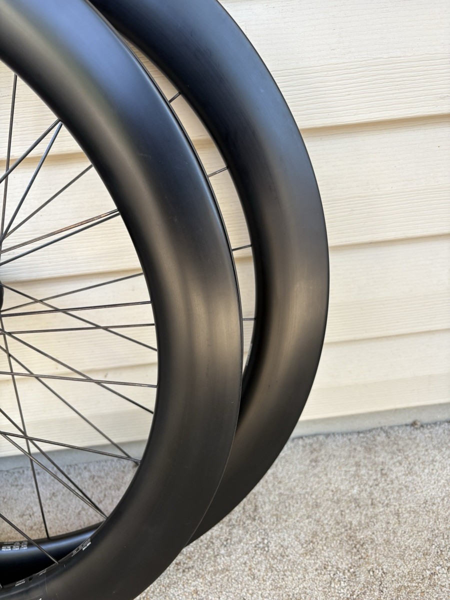 DT Swiss ARC 1600 DICUT 62 Carbon Tubeless Disc Brake