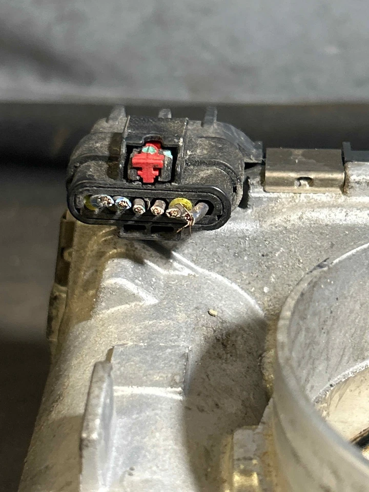 Fits 2011-2016 Chrysler Town & Country Throttle Body OEM:5184349AF - Image 3 of 4