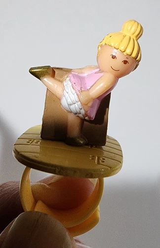 1991  Bluebird Toys Polly Pocket Vintage Rosie Does Ballet Ring