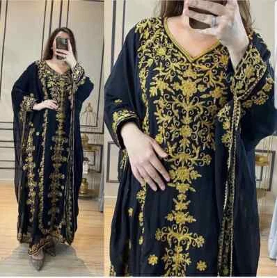 Robe caftan noire Georgette Dubai Party marocaine de créateur de mariage Fara... - Photo 1/3