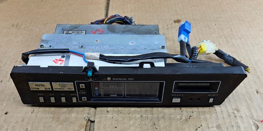 8486 300ZX Z31 Digital Dash Climate Control Display Panel AF11004