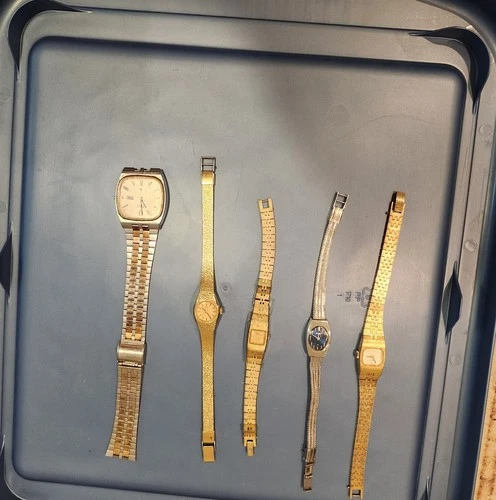 Vintage Seiko Non Working 5 Watches For Parts , Repair , Project