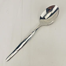 Cutco Serving Spoon USA Gloss Silver CUE2 18/10 Stainless Steel Flatware 8 7/8"