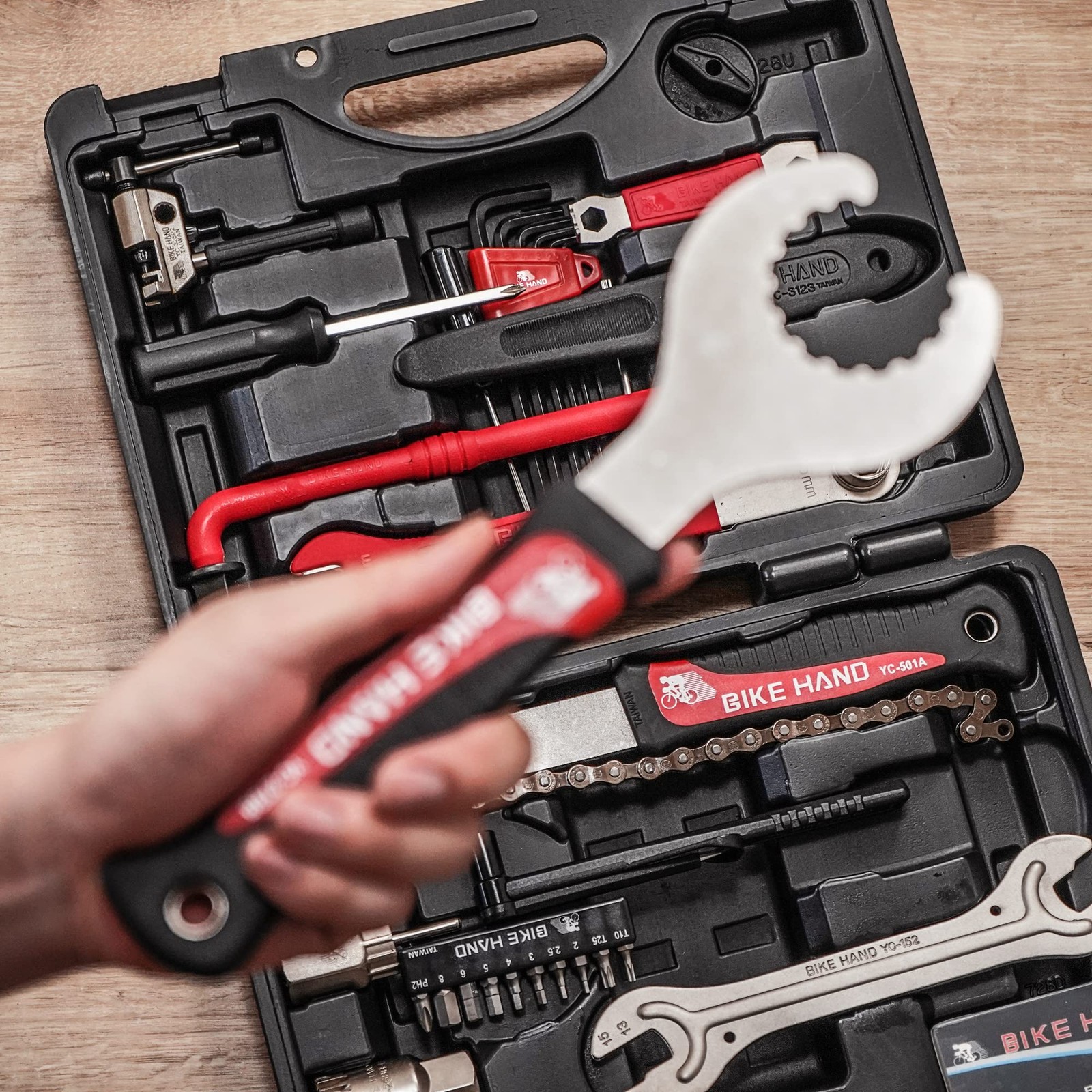 18 Piece Bike Repair Tool Kit Set Professional Bicycle Maintenance Set Pro Kit