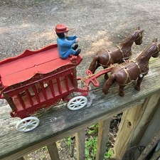 VINTAGE CAST IRON OVERLAND CIRCUS WAGON 2 HORSES POLAR BEAR