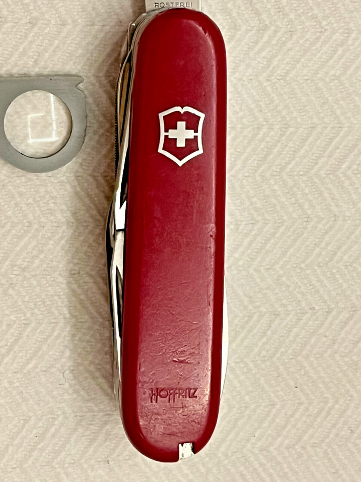Victorinox Swiss Army Champion Officier Hoffritz Pocket Knife DAMAGED