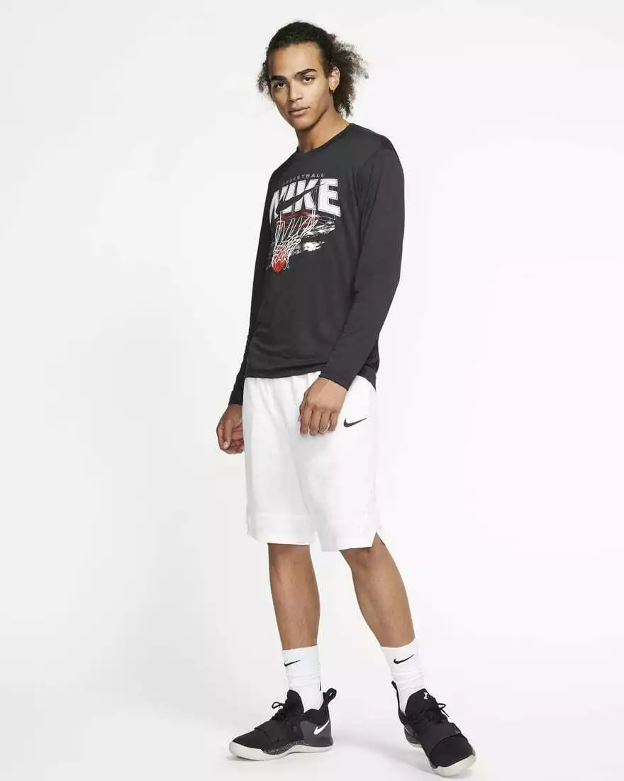 Nike shorts hotsell outfits mens