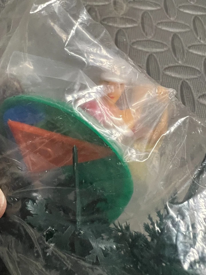 Figura Topper Pastelero Golf Hombre Golf Cupcake Camisa Roja Tiger Woods Nueva con Etiquetas De Colección Foto 4 de 4