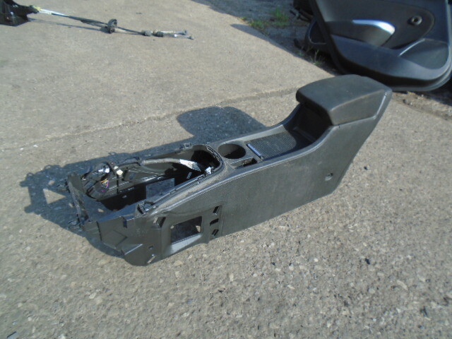 Picture 1 of 9