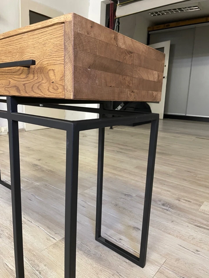 Beautifully designed 2 drawers console table - Image 3 of 4