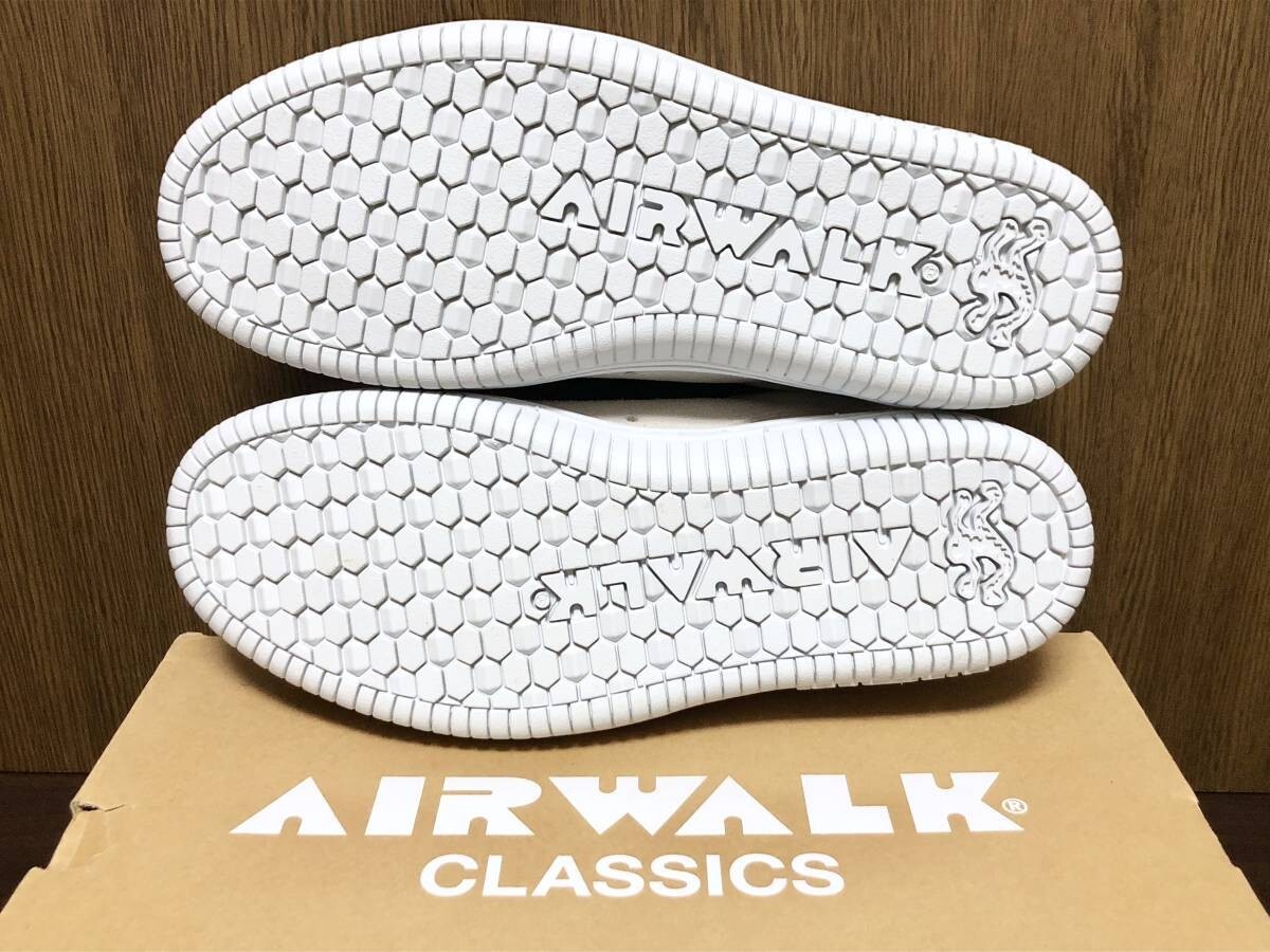 【関税込み】ERL オフホワイト Camino ミュールスニーカー ERL / イーアールエル UNISEX CAMINO LOW SKATE SNEAKERS