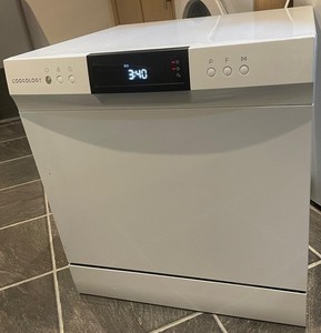 Cookology 8 Place Setting White Table Top Dishwasher