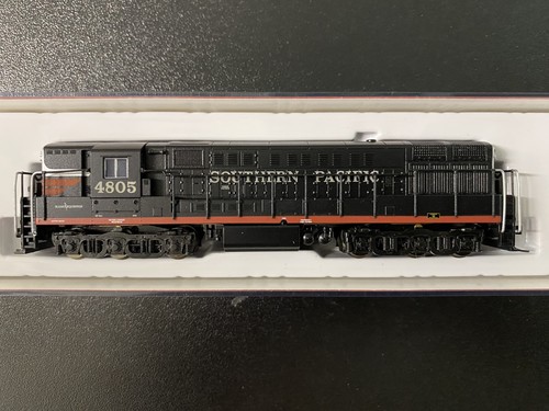 Locomotora diésel Atlas escala N #49536 Train Master Southern Pacific Rd# 4805 | Condition: Used