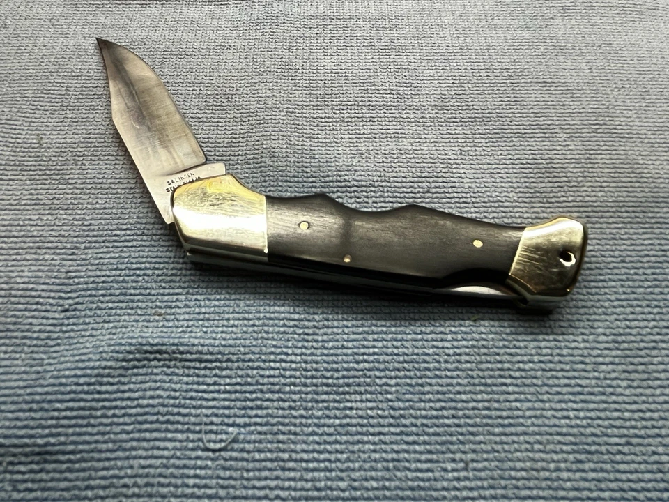 De colección Bear Hunter Solingen Acero Inoxidable 440 Ranuras para Dedos, Bloqueo Hoja Trasera Foto 4 de 4