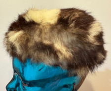 Vintage Women's Spotted Fur Hat Cap Multicolor Pillbox 22 in SM 1930-60s