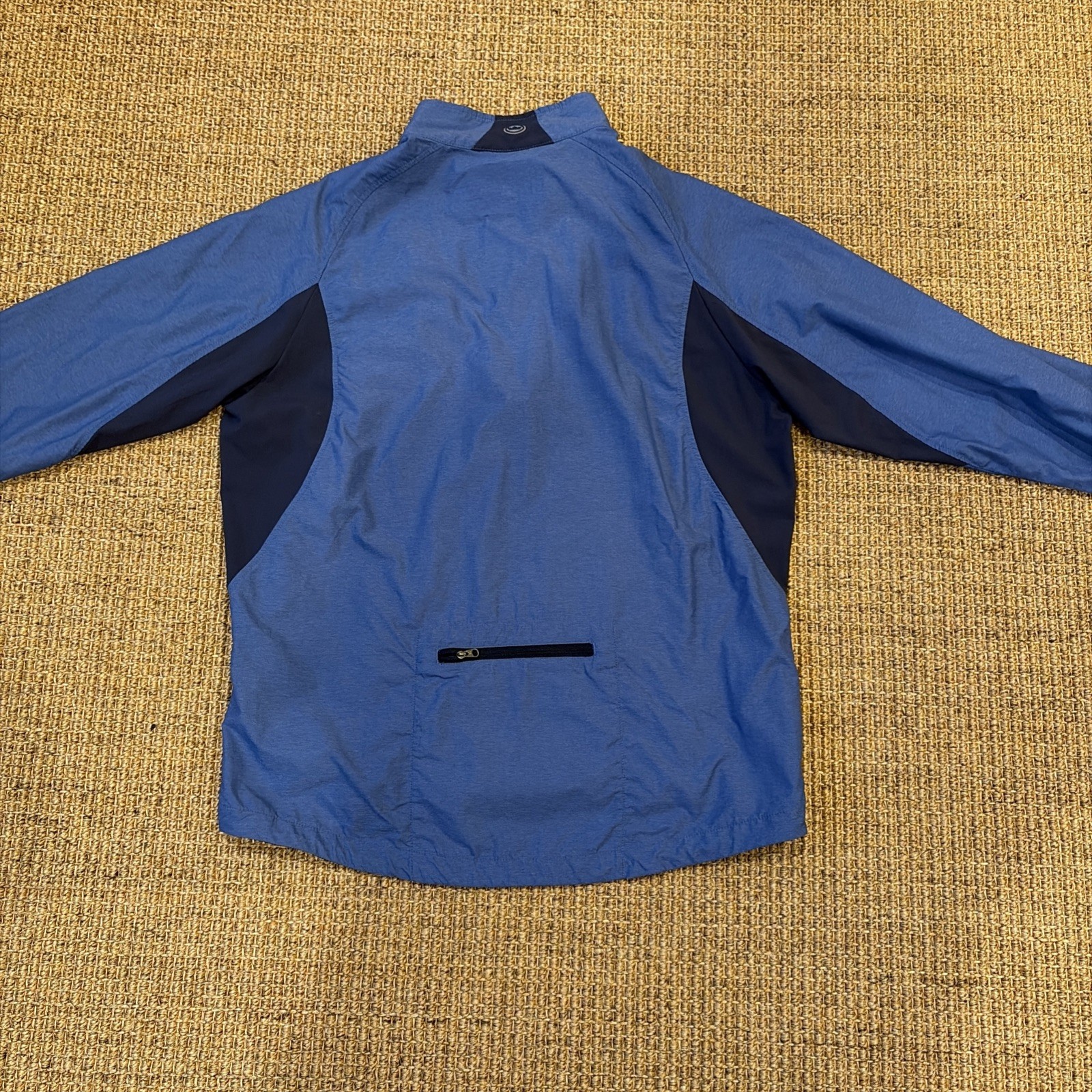 Men’s Peter Millar Pullover Size Medium - image 7