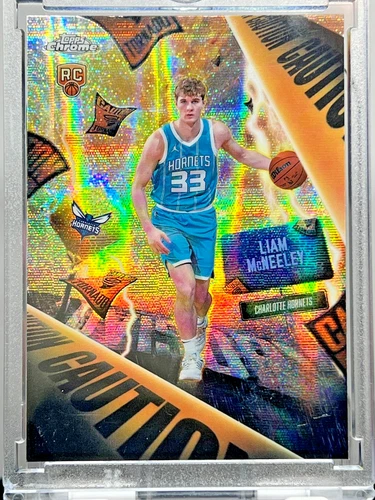 2025 Topps Chrome Liam McNeeley Base (RAW)