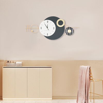 Modern Decorative Art Clock Battery Powered Metal Wall Decor Clock for Bedroom
