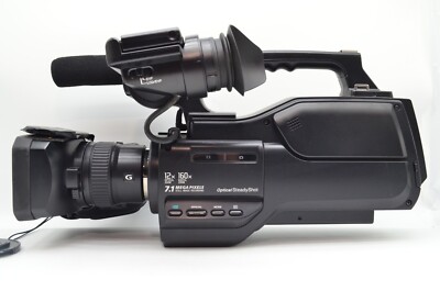 SONY HDビデオカメラ HXR-MC2000本体 バッテリー付き Amazon.co.jp: SONY AVCHDカムコーダー HXR-MC2000J : 家電＆カメラ