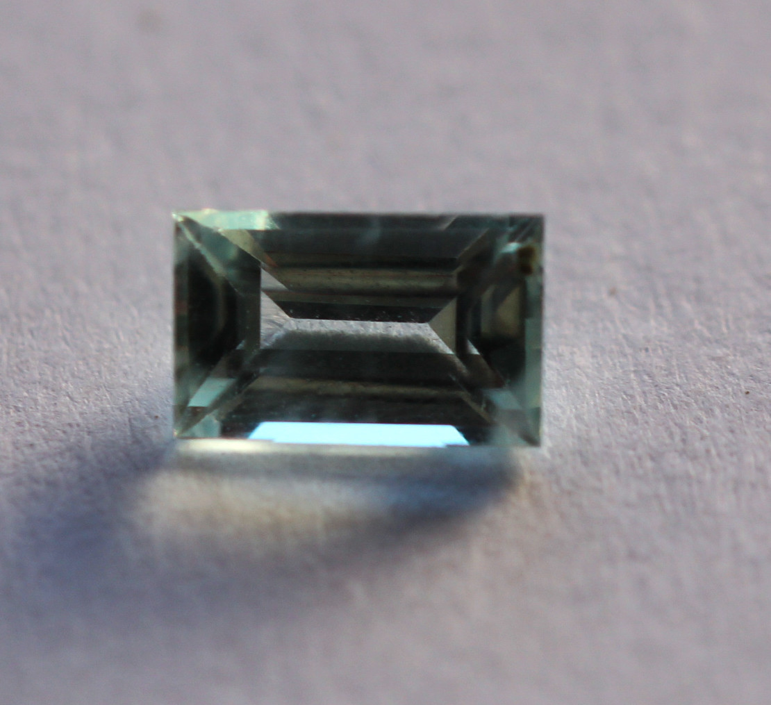 Aigue Marine du Brésil de 0,80 ct naturelle ovale pour bijou