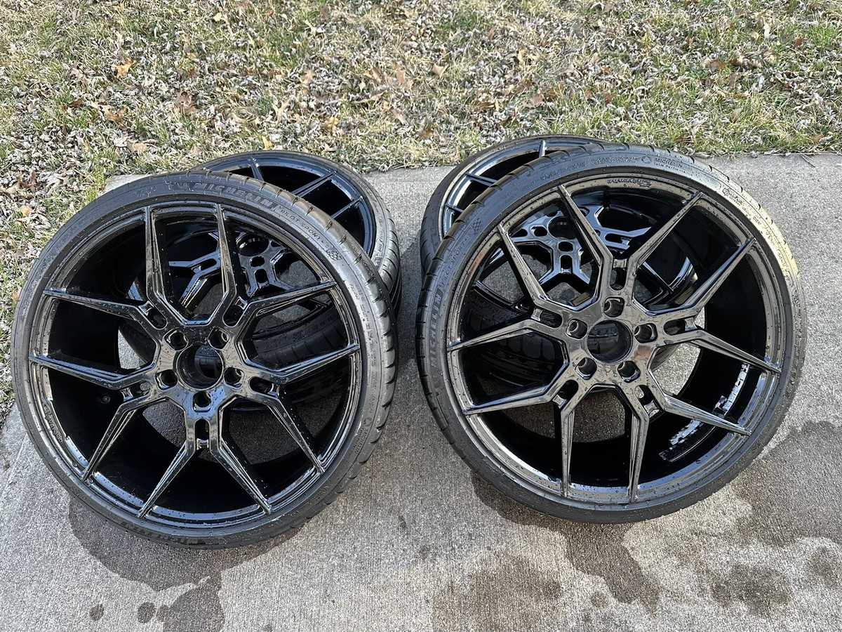 20” Giovanna Haleb Black Wheels With 255/35 ZR20 Michelin 4S Sport