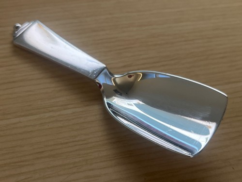 Georg Jensen Pyramid Solid Sterling Silver Sugar Shovel 4" No Monogram - Picture 3 of 5