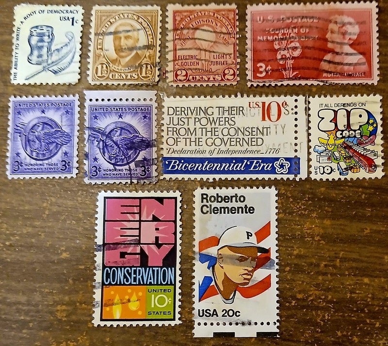 10 US STAMPS, 1977 1¢, '30 1.5¢, '29 2¢, 2 '46 &'48 3¢, '74,'76,'77 10¢, '84 20¢