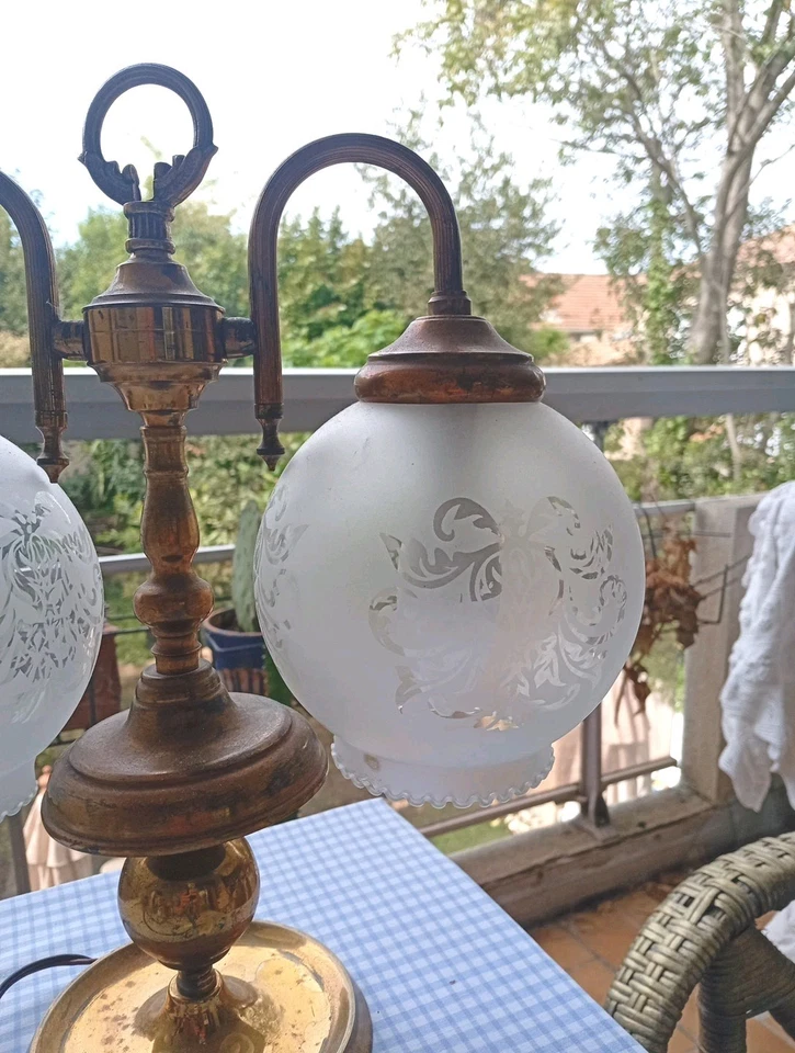 Lampe de Chevet, De Table Vintage Style Belle Époque, Années 50, Laiton Et Verre - Photo 3/4