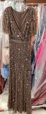 Vestido Ivonne Di Madre de Novia Manga Corta Cuentas a Mano Moca Auténtico Talla 4