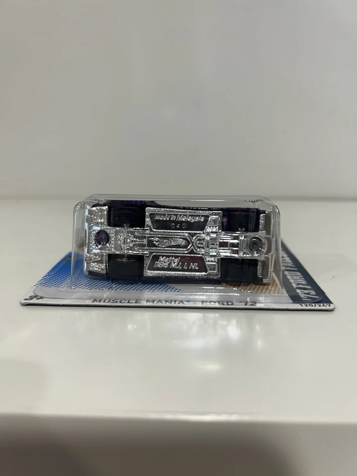 HOT WHEELS SUPER TREASURE HUNT 2012 73 FORD FALCON XB  - Image 4 of 4