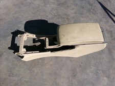 102384 armlehne PEUGEOT 407 2.0 HDI 2004-2010 2004