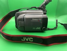 JVC GR-AXM2 Compact VHS Camcorder 18x Optical with charging cord