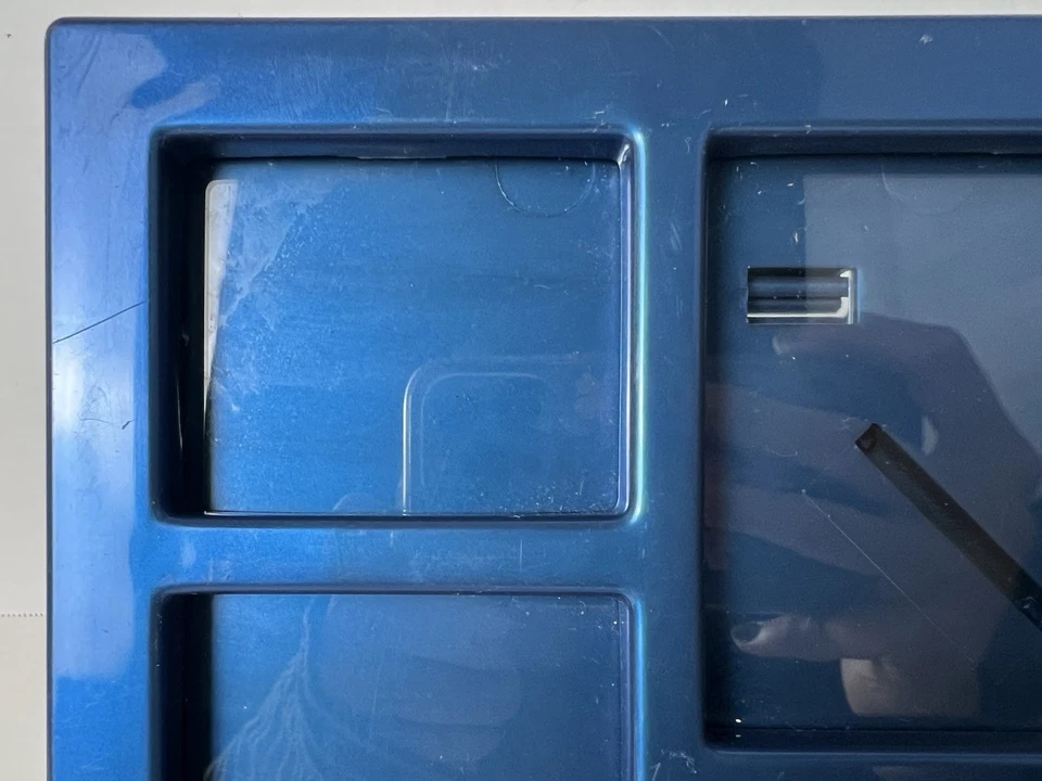 Umbra Vintage Plastic Blue 5 Opening Collage Rare Picture Photo Frame - Image 4 of 4