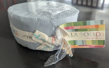 Bella Solids in Silver for Moda - Jelly Roll - 40 pces - 9900JR-183