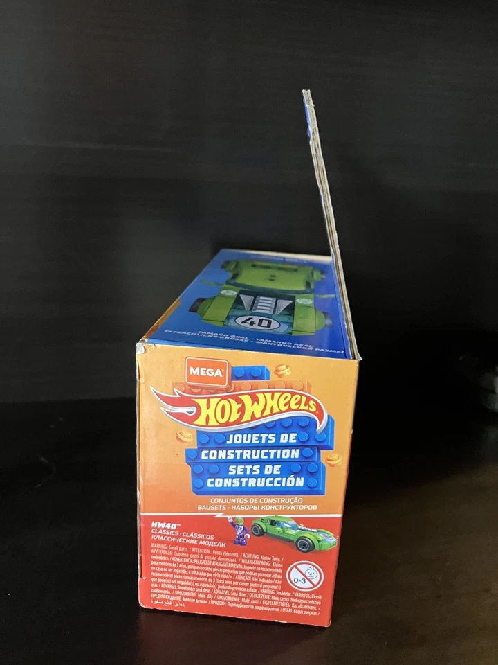 Hot Wheels MEGA Building Set HW40 Classic 90 pc NEW in Sealed Box - Image 2 of 4