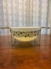 Vtg Pyrex Crazy Daisy Spring Blossom 404 bowl with promotional stand