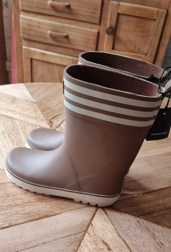 Country road shop rain boots