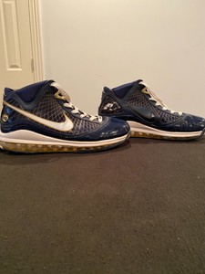lebron 7 akron
