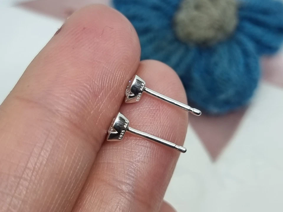 NUEVO Genuino Pandora Talismán Plata Diamante Cultivado en Laboratorio Pendientes Corazón 💕S925 ALE Foto 4 de 4