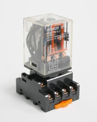 Lot 3 OMRON 11 Pin 3 Pole 10A Relay & Base MK3PN-5-I 24VDC Coil Indicator LED