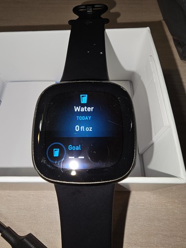 Watch LTE With Fitbit Matte - Black - Picture 5 of 5