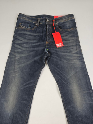 Diesel Buster Regular Fit Low Waist Tapered Leg Stretch Jeans Größe 32/30