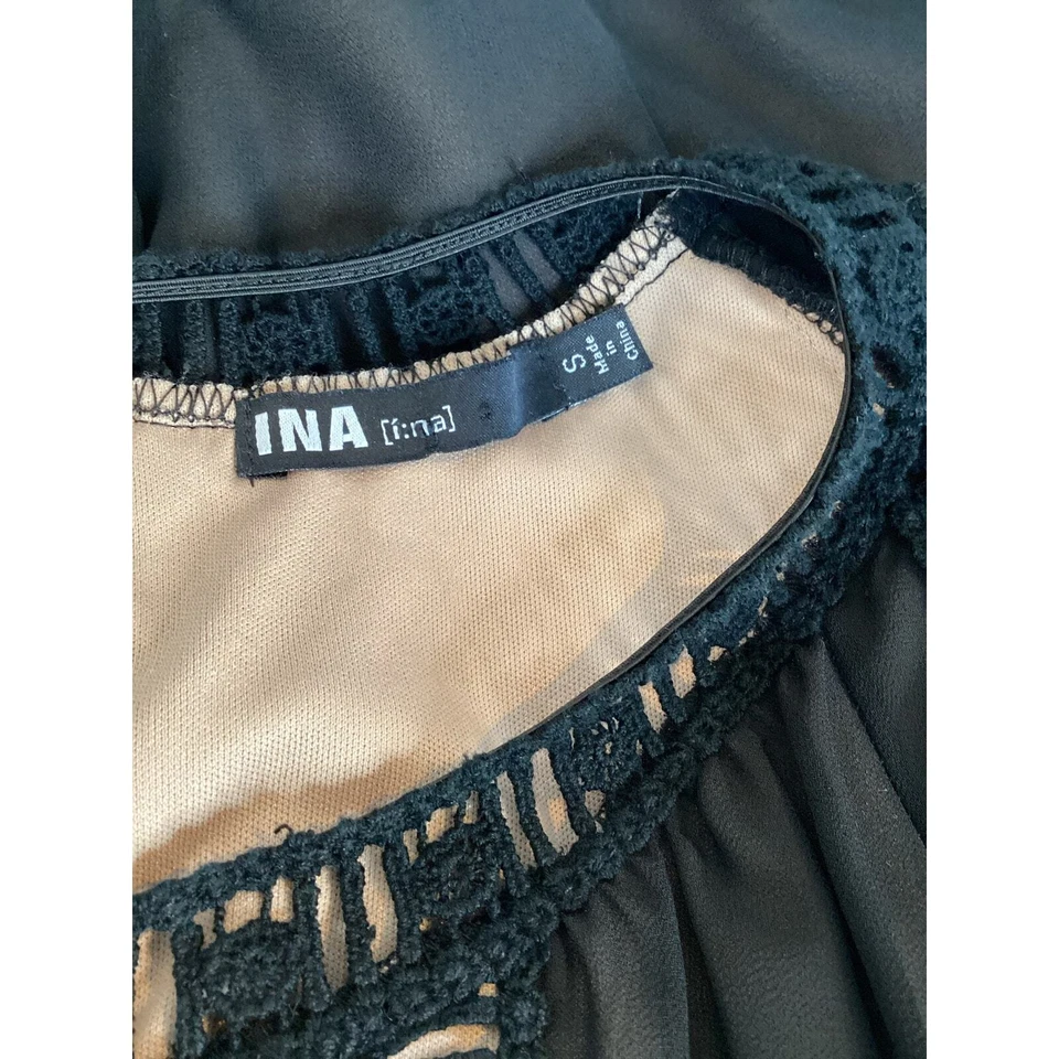 Mini Vestido INA Hombro Frío Manga Campana Crochet Cambio Negro S Foto 4 de 4