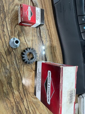 #ad NEW BRIGGS ELECTRIC STARTER DRIVE KIT WITH PIN 696539 495877 OEM B118 M9 $10.95