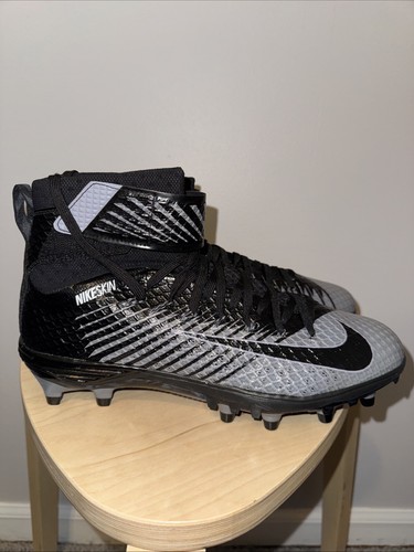 Nike 3/4 TD Black/gray Molded Football Cleats Man Size 11 - Picture 5 of 9