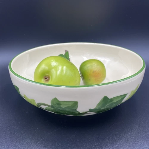 Vintage Franciscan Ivy 7-3/8”x2-1/2” Bowl with Mark 1975 California Excellent