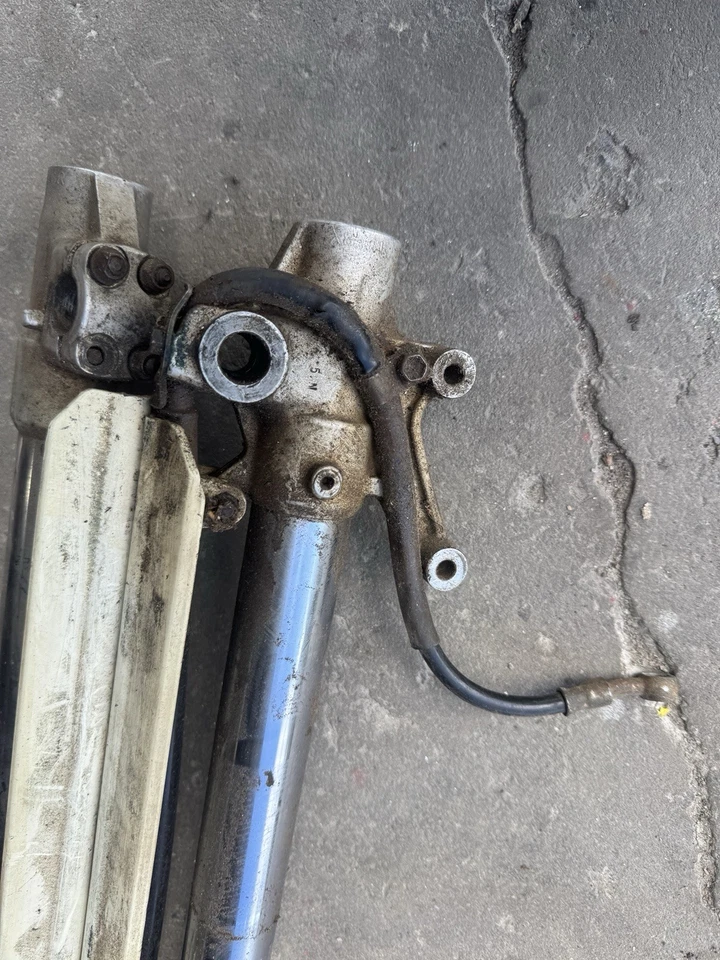 Tubos de horquilla delanteros Suzuki RM125 RM 125 deslizadores horquillas patas 1989 1990 1991 Foto 2 de 4