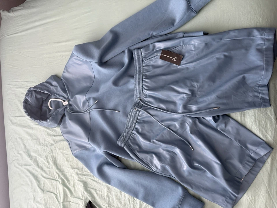 Pantalones cortos International Concepts de cuero sintético para hombre talla L azul calcáreo Foto 2 de 2